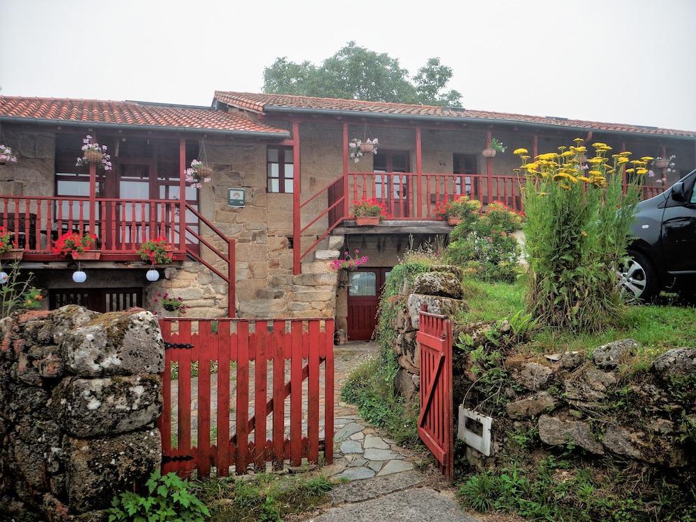 A Casa Da Eira Guest House Cerreda Eksteriør bilde